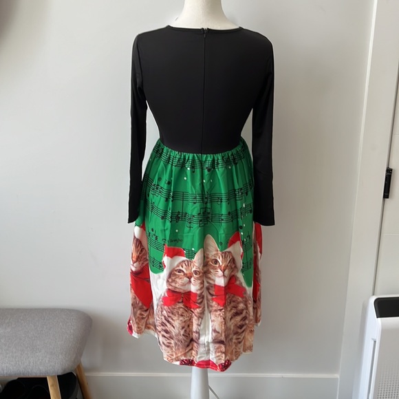 Cute Christmas Dress with Cats 🎄🐈 - Small - Picture 3 of 7